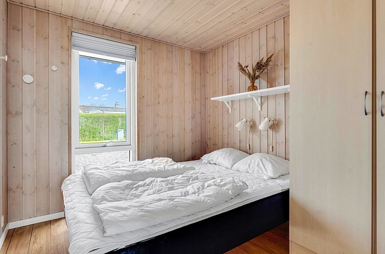 Vakantiehuis "Alpo" - 450m from the sea