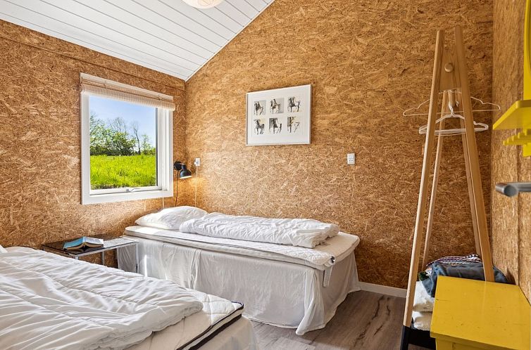 Vakantiehuis "Sölvy" - 300m from the sea