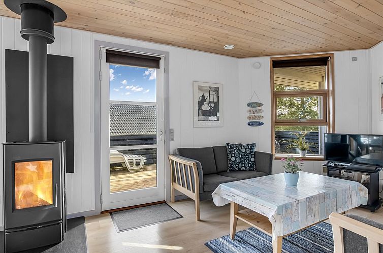 Vakantiehuis "Terttu" - 250m from the sea