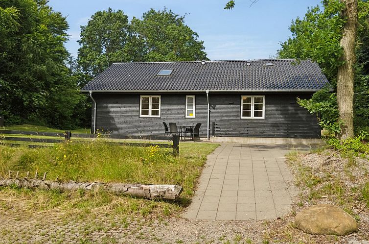 Vakantiehuis "Jalina" - 200m from the sea