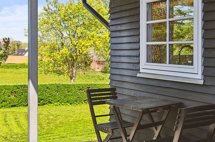 Vakantiehuis "Sölvy" - 300m from the sea