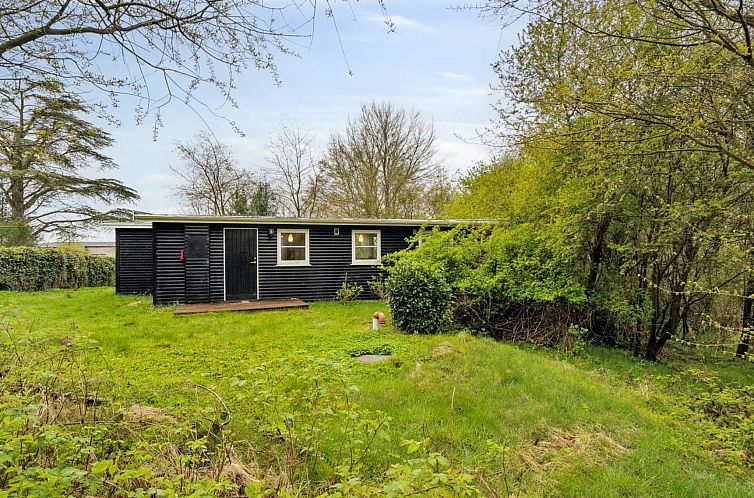 Vakantiehuis "Avni" - 300m from the sea