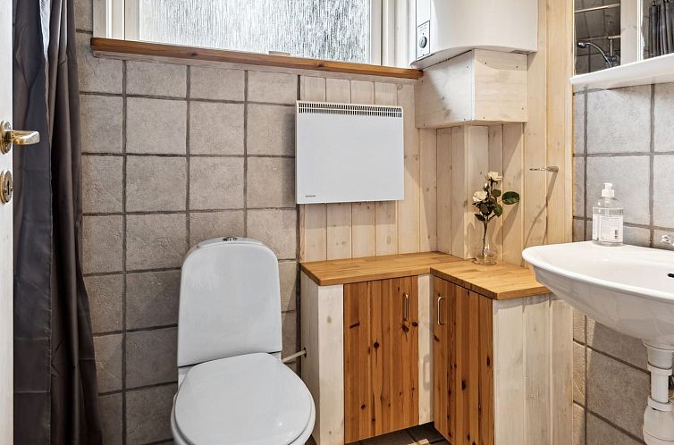 Vakantiehuis "Avni" - 300m from the sea