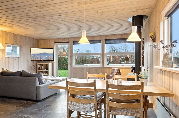 Vakantiehuis "Ritha" - 175m from the sea