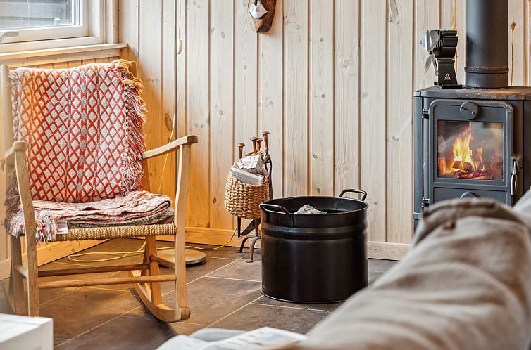 Vakantiehuis "Ritha" - 175m from the sea