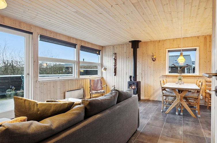 Vakantiehuis "Ritha" - 175m from the sea