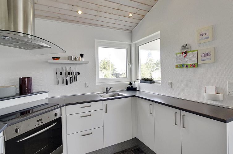 Vakantiehuis "Emmik" - 150m from the sea