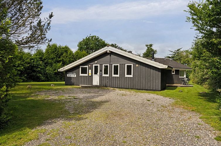 Vakantiehuis "Falka" - 300m from the sea