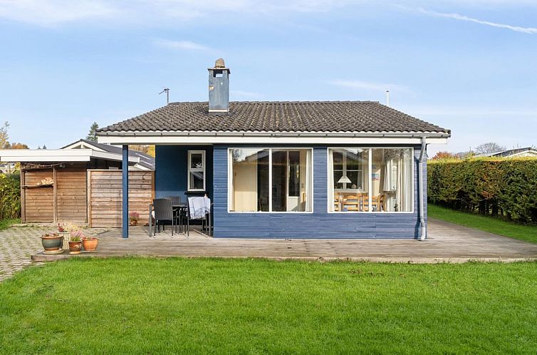 Vakantiehuis "Falka" - 300m from the sea