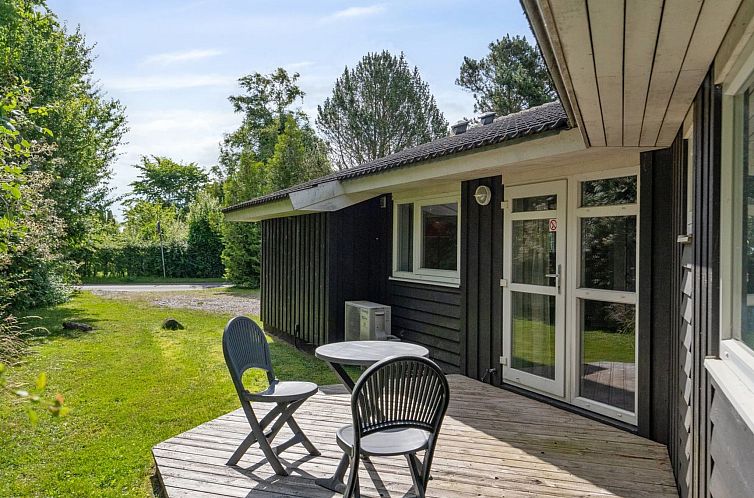 Vakantiehuis "Falka" - 300m from the sea