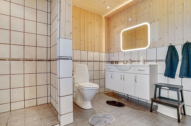 Vakantiehuis "Tord" - 350m from the sea