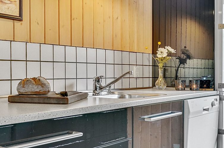 Vakantiehuis "Tord" - 350m from the sea