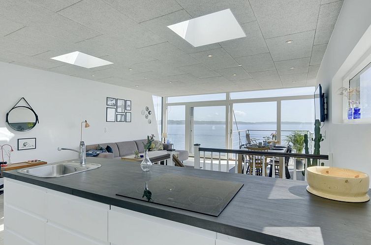 Vakantiehuis "Herewardus" - 10m to the fjord