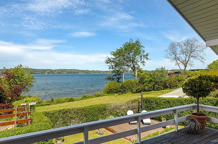 Vakantiehuis "Tini" - 50m to the fjord