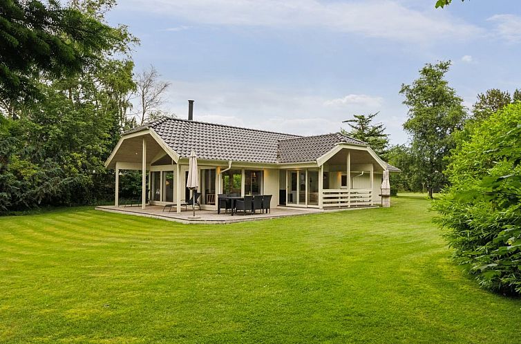 Vakantiehuis "Ilwith" - 400m from the sea