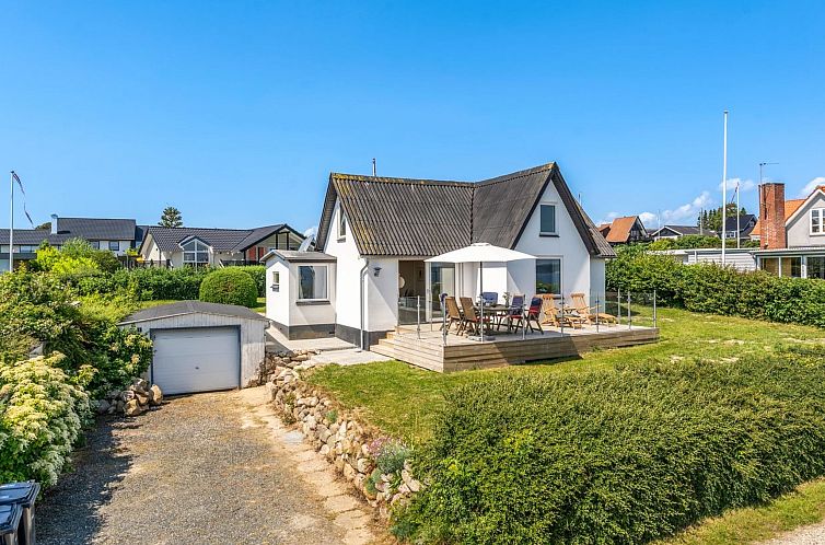 Vakantiehuis "Ilwith" - 400m from the sea