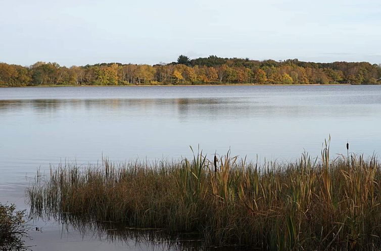 «Luxury Lakeside Retreat»