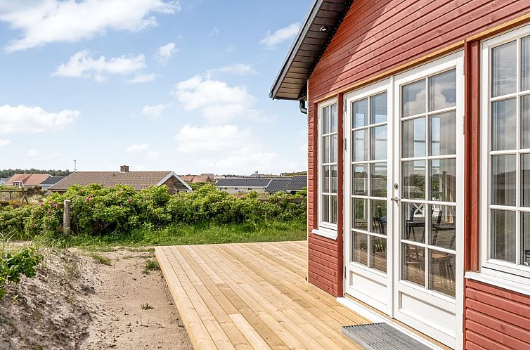 Vakantiehuis "Thine" - 250m from the sea