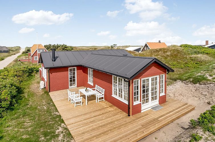 Vakantiehuis "Thine" - 250m from the sea