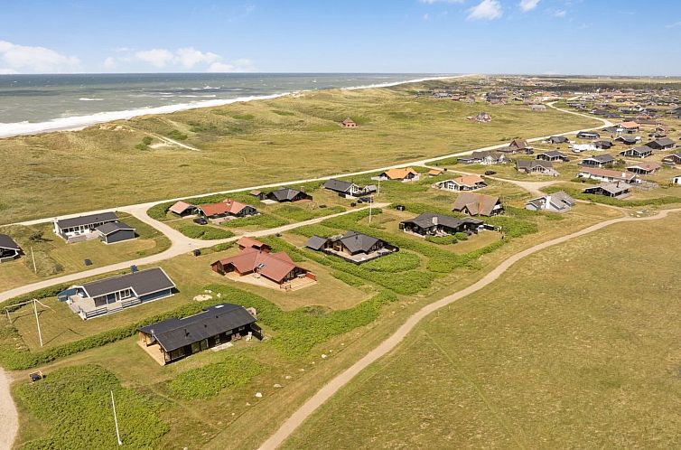 Vakantiehuis "Waghn" - 250m from the sea