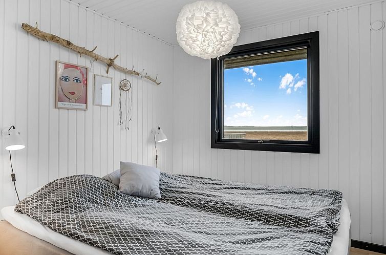 Vakantiehuis "Waghn" - 250m from the sea