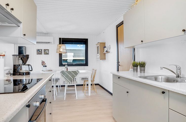 Vakantiehuis "Waghn" - 250m from the sea