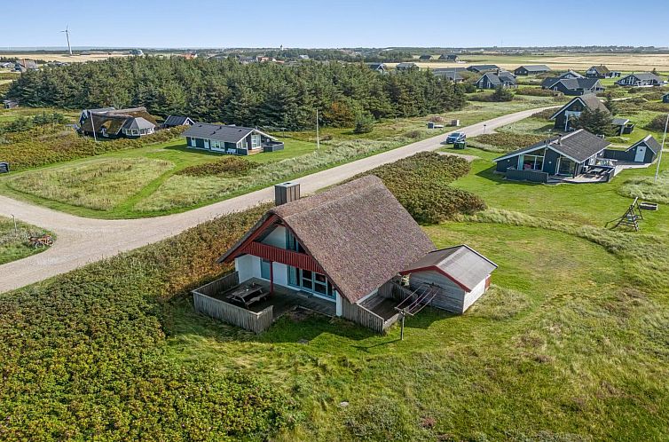Vakantiehuis "Iines" - 200m from the sea