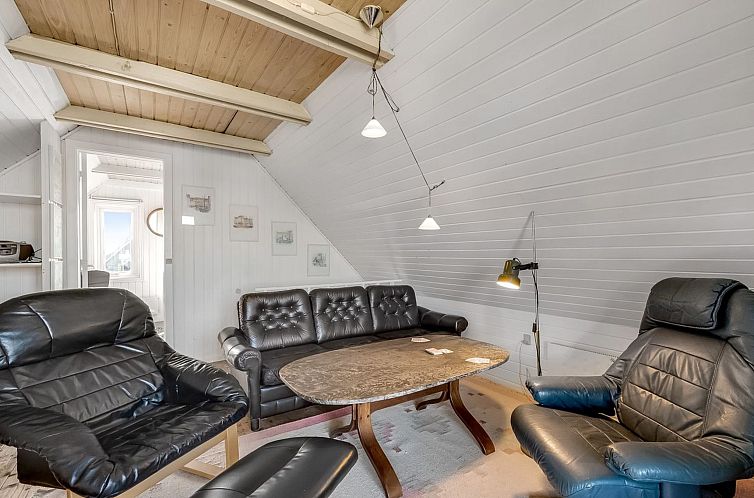 Vakantiehuis "Iines" - 200m from the sea