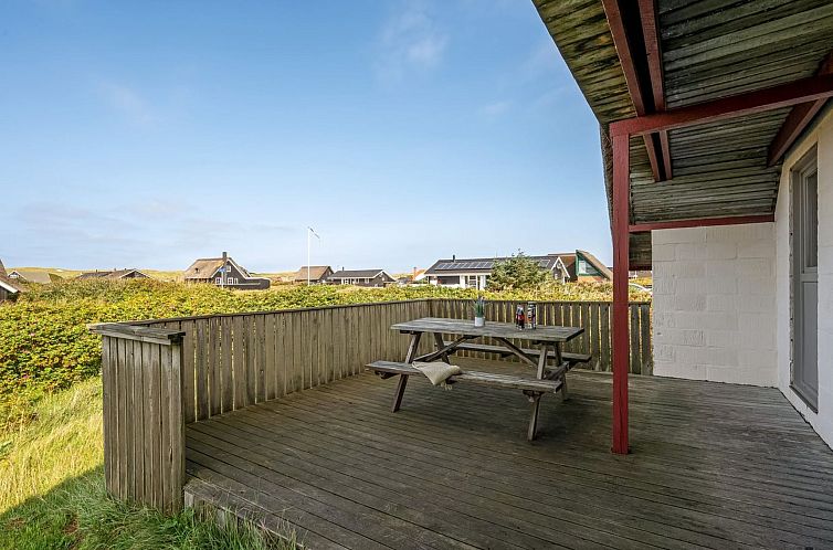 Vakantiehuis "Iines" - 200m from the sea