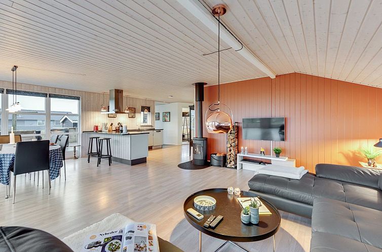 Vakantiehuis "Withger" - 300m from the sea