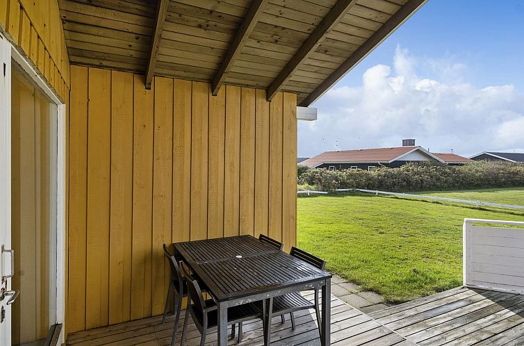 Vakantiehuis "Hebba" - 300m from the sea