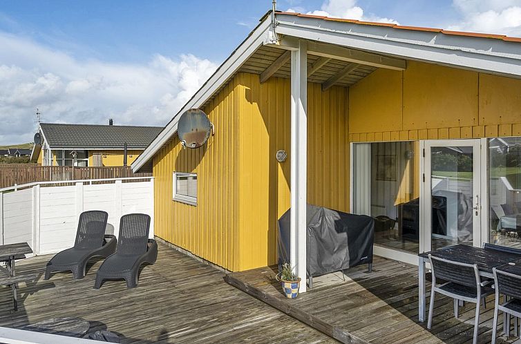 Vakantiehuis "Hebba" - 300m from the sea