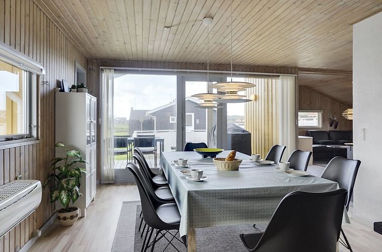 Vakantiehuis "Hebba" - 300m from the sea