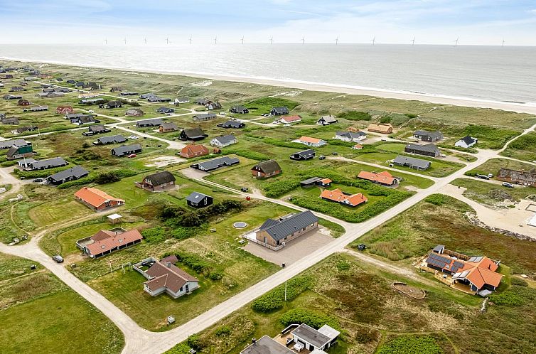 Vakantiehuis "Emppu" - 250m from the sea