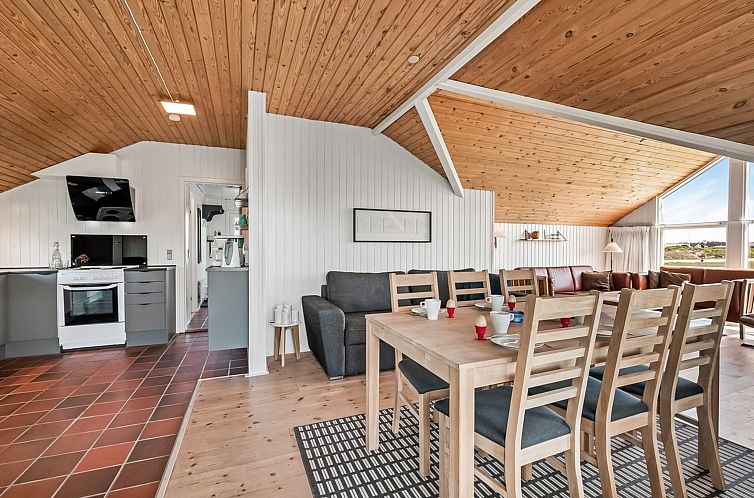 Vakantiehuis "Emppu" - 250m from the sea