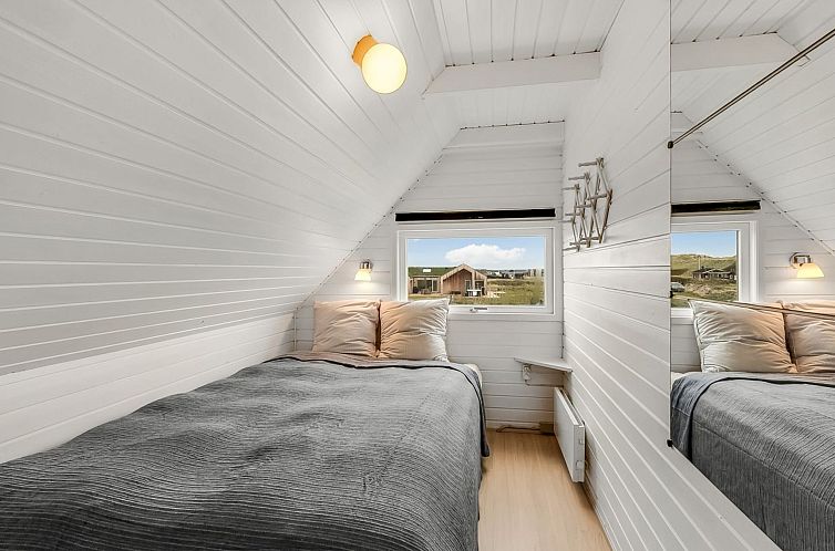 Vakantiehuis "Kurt" - 75m from the sea