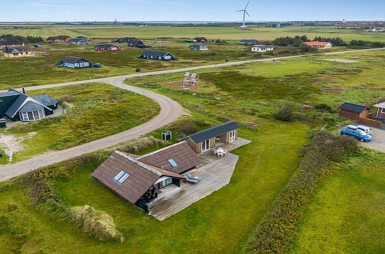 Vakantiehuis "Olesia" - 250m from the sea