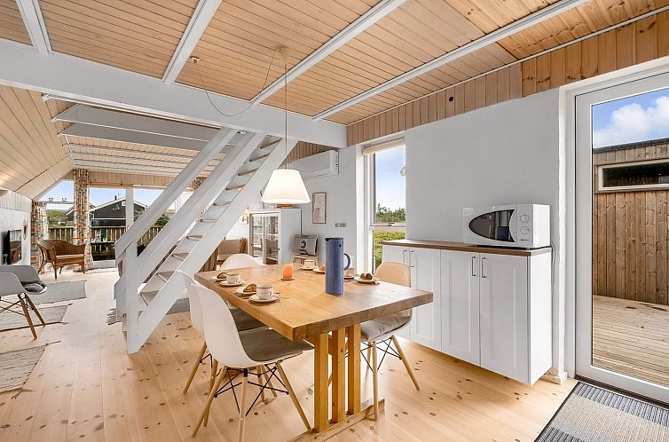 Vakantiehuis "Balthasar" - 200m from the sea