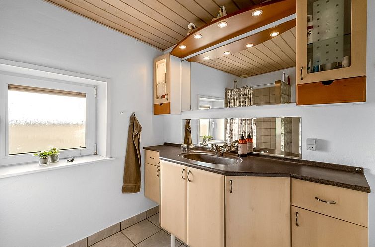 Vakantiehuis "Ali" - 75m from the sea