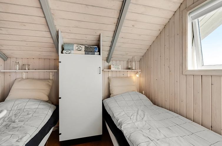 Vakantiehuis "Angelie" - 400m from the sea