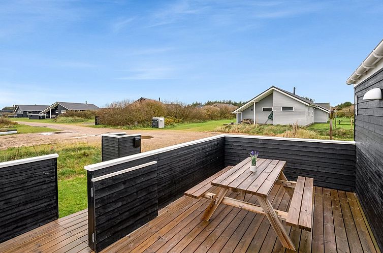 Vakantiehuis "Markku" - 400m from the sea