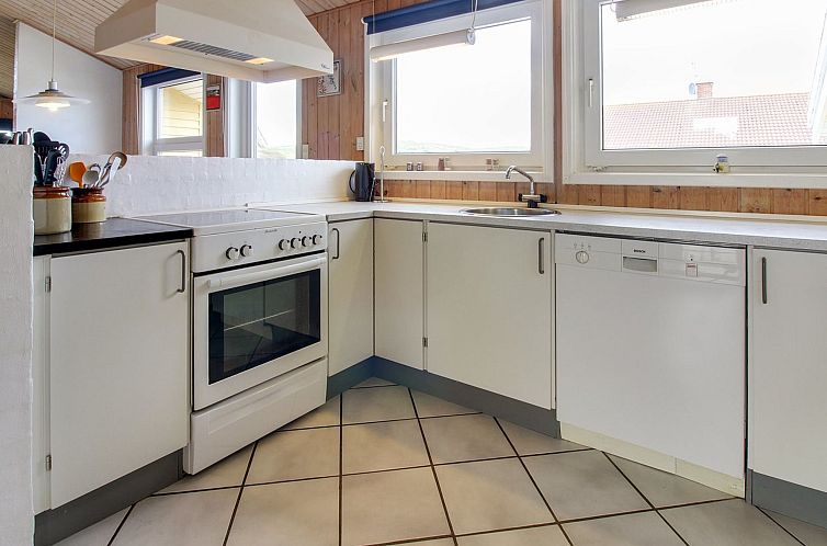 Vakantiehuis "Suend" -  from the sea