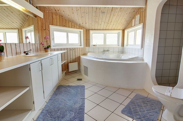 Vakantiehuis "Suend" -  from the sea