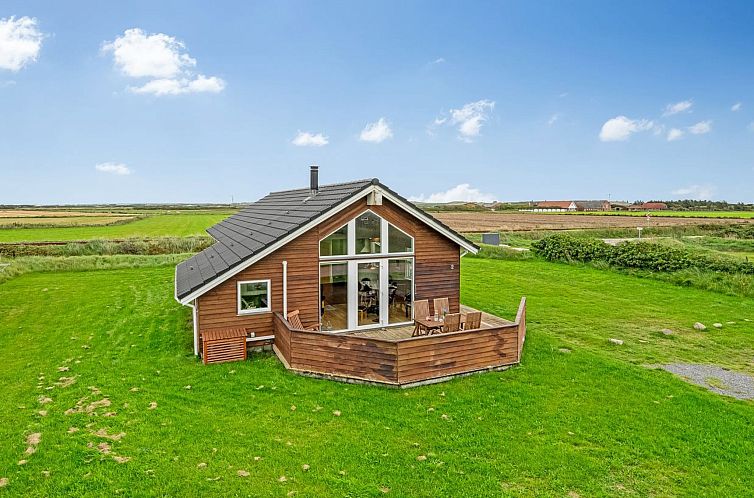 Vakantiehuis "Erland" - 500m from the sea