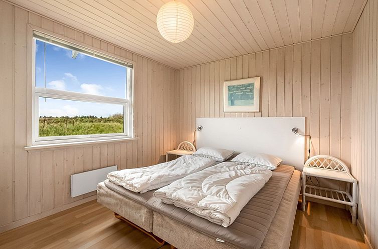 Vakantiehuis "Erland" - 500m from the sea