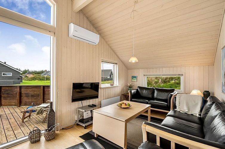 Vakantiehuis "Erland" - 500m from the sea
