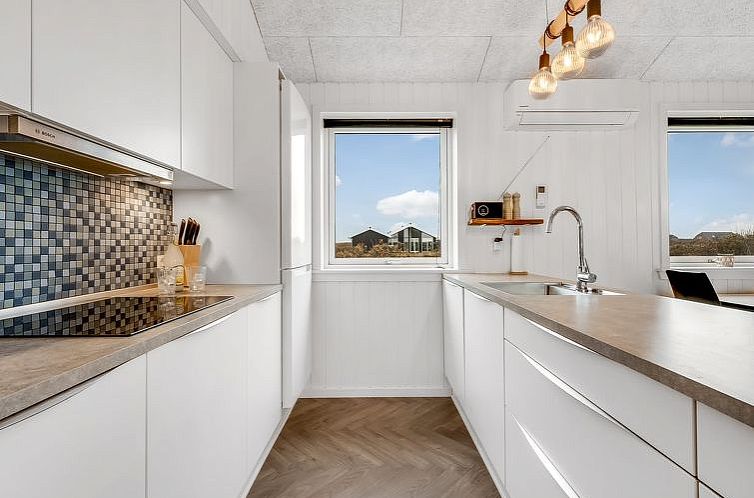 Vakantiehuis "Markku" - 400m from the sea