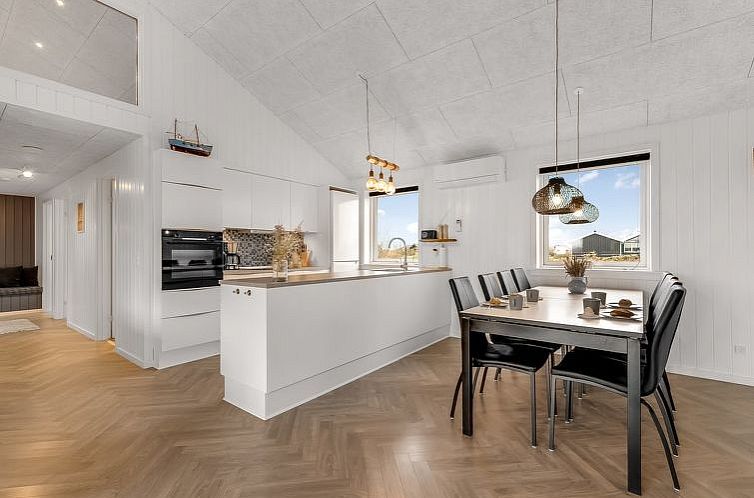 Vakantiehuis "Markku" - 400m from the sea