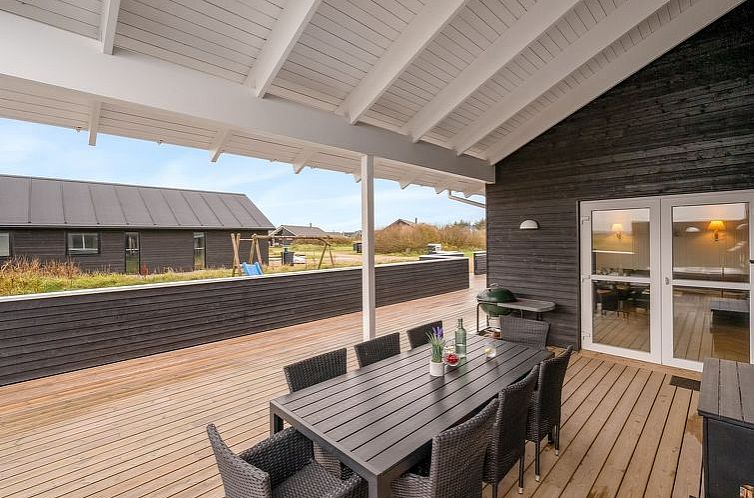 Vakantiehuis "Markku" - 400m from the sea