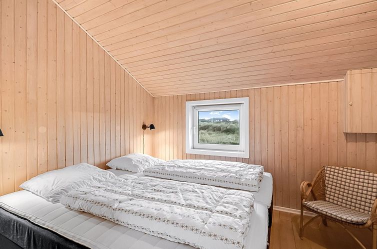 Vakantiehuis "Elnur" - 100m from the sea